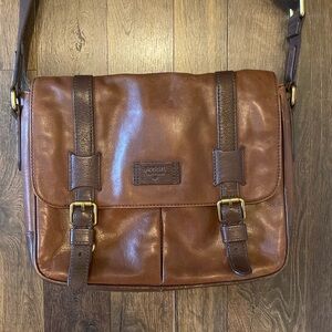 Fossil genuine leather messenger bag